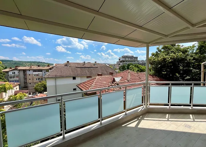 Parkcentral Luxury In Center 7 וליקו טורנובו