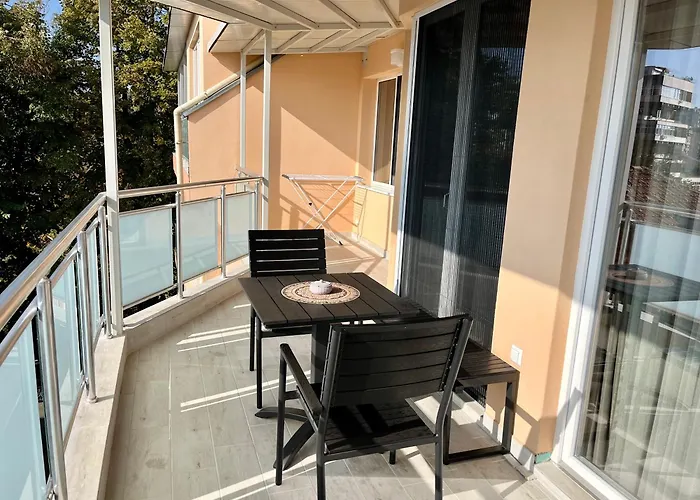 Parkcentral Luxury In Center 7 * וליקו טורנובו